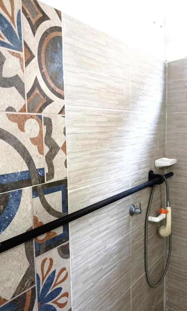 Hostal Corales Толу Экстерьер фото