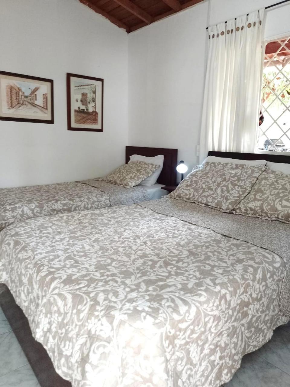 Hostal Corales Толу Экстерьер фото