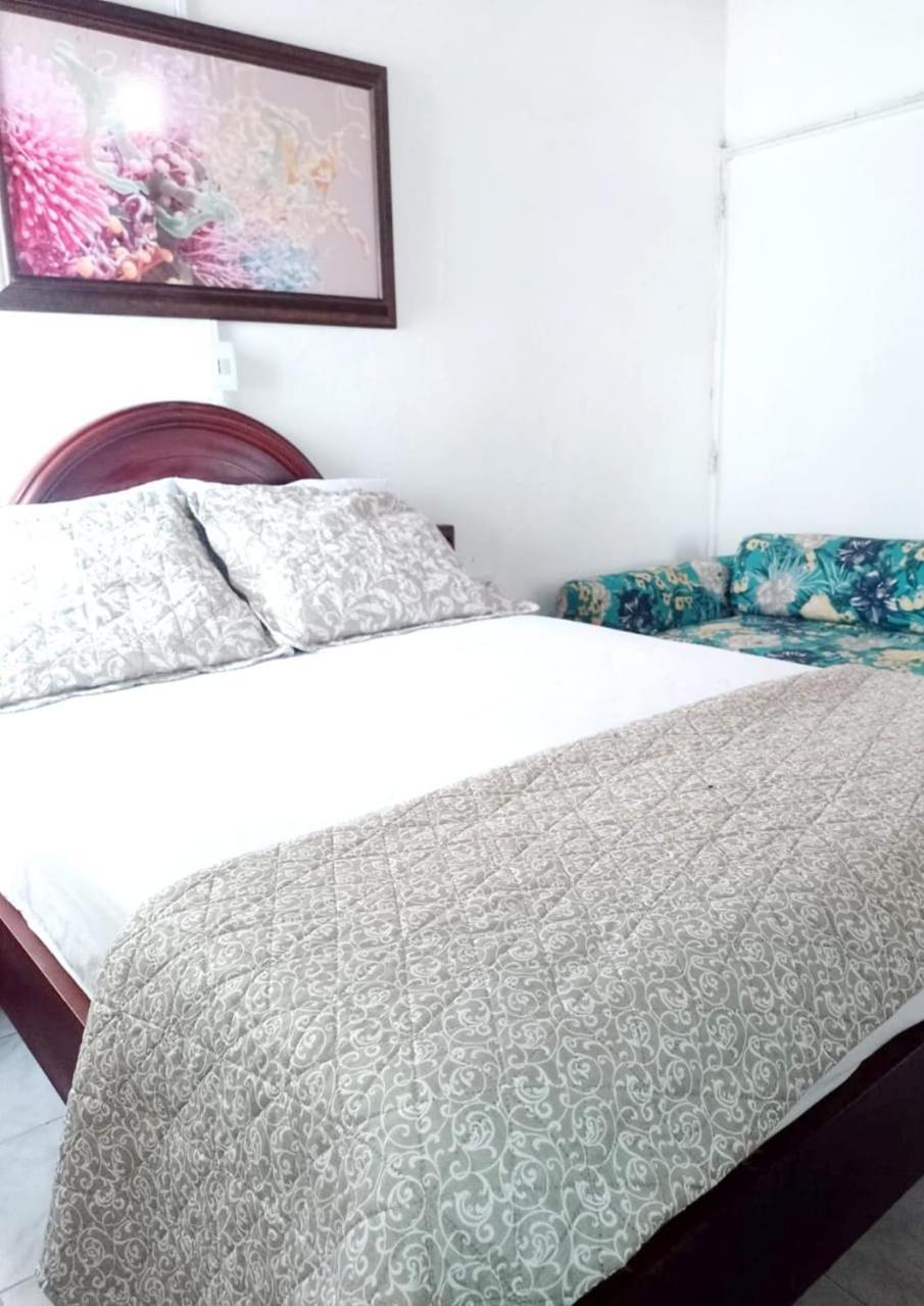 Hostal Corales Толу Экстерьер фото